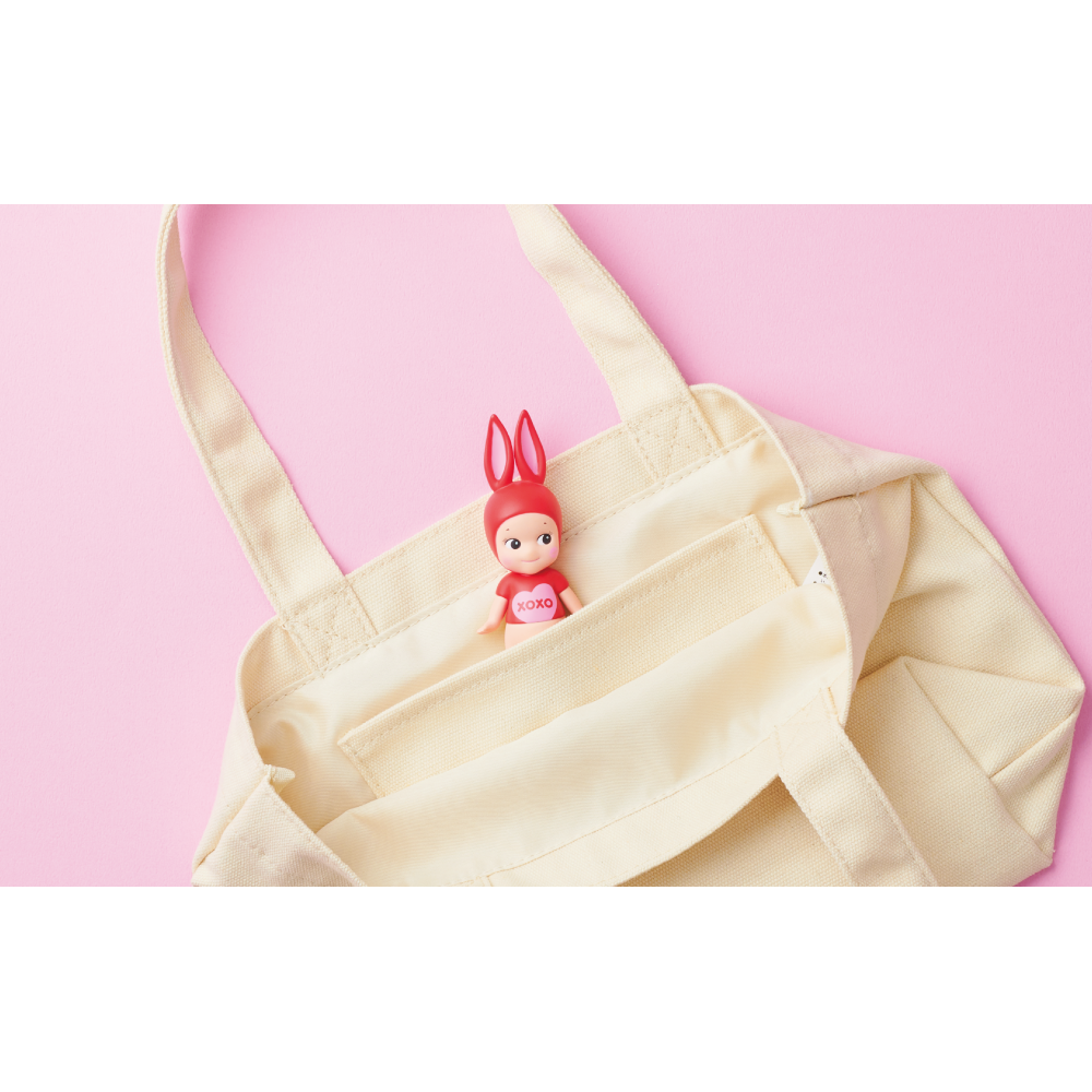 Kiss Kiss Tote - Image 2